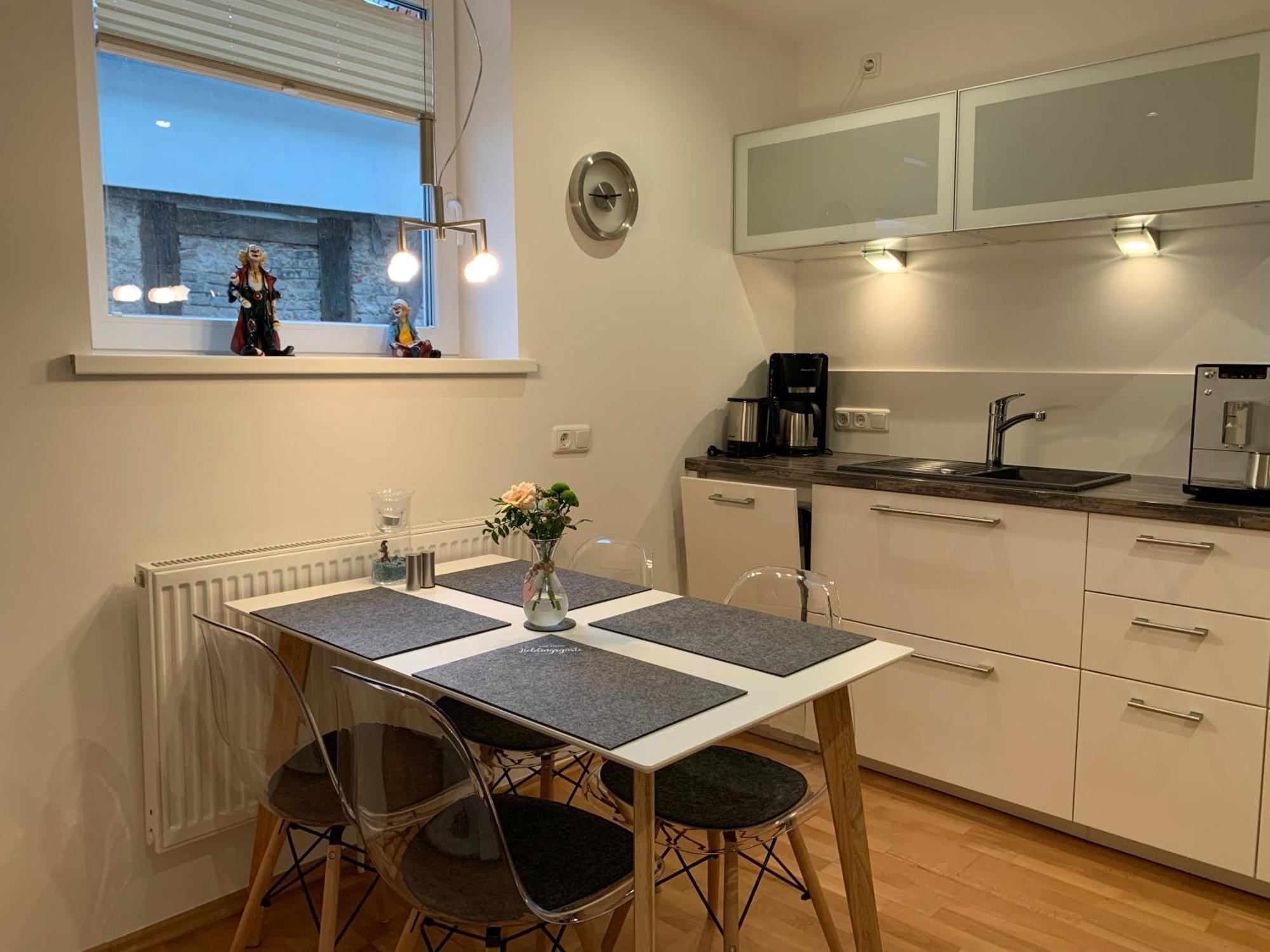 Ferienwohnung Janus Altstadt-Hameln Haus 2 Inklusive Parkplatz - Mit Und Ohne Terrasse Oder Loggia Гамельн Екстер'єр фото