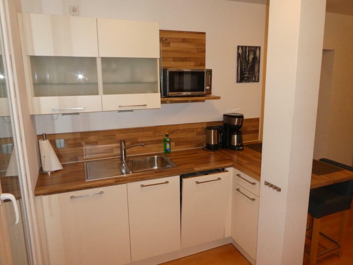 Ferienwohnung Janus Altstadt-Hameln Haus 2 Inklusive Parkplatz - Mit Und Ohne Terrasse Oder Loggia Гамельн Екстер'єр фото