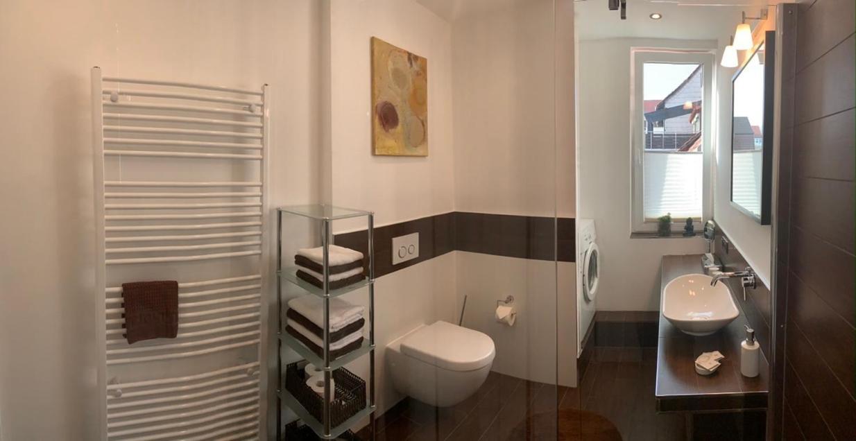 Ferienwohnung Janus Altstadt-Hameln Haus 2 Inklusive Parkplatz - Mit Und Ohne Terrasse Oder Loggia Гамельн Екстер'єр фото