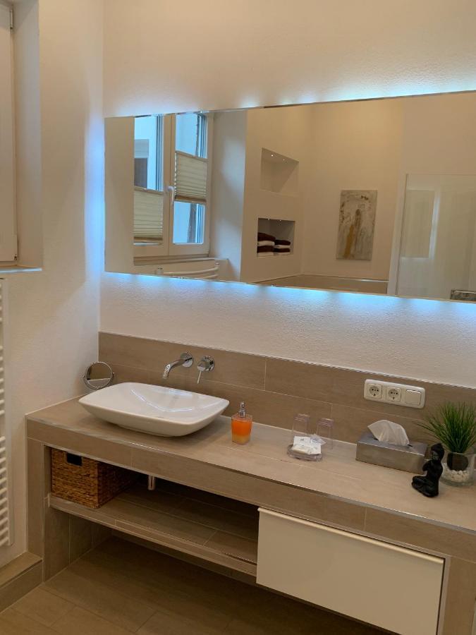 Ferienwohnung Janus Altstadt-Hameln Haus 2 Inklusive Parkplatz - Mit Und Ohne Terrasse Oder Loggia Гамельн Екстер'єр фото