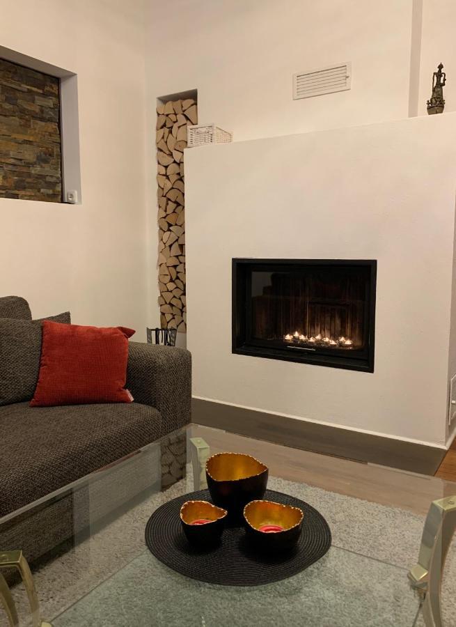Ferienwohnung Janus Altstadt-Hameln Haus 2 Inklusive Parkplatz - Mit Und Ohne Terrasse Oder Loggia Гамельн Екстер'єр фото